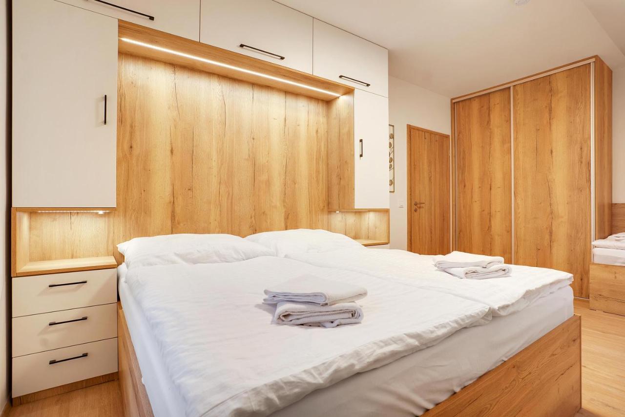 Krusnohorske Strane Apartment Loučná pod Klínovcem Bagian luar foto