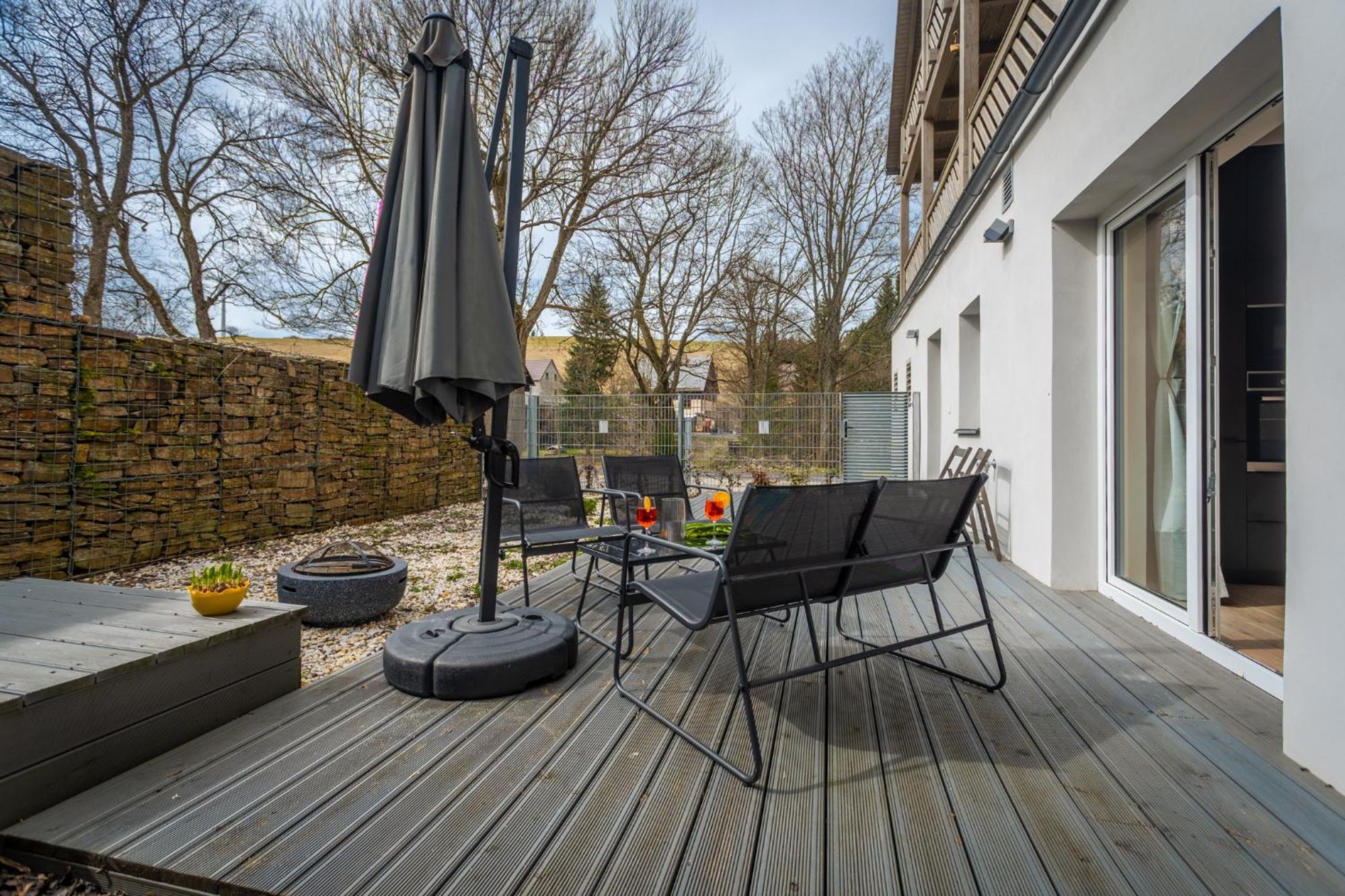 Krusnohorske Strane Apartment Loučná pod Klínovcem Bagian luar foto